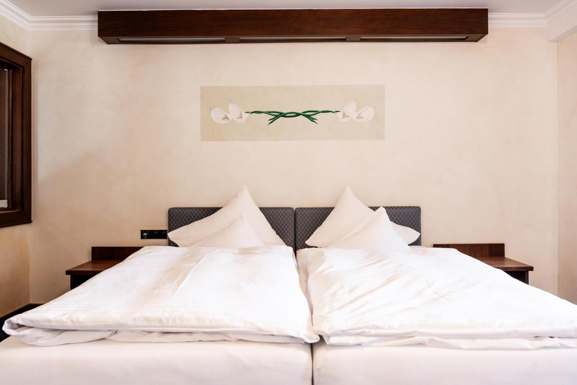 Hotel Maria Theresia Mayrhofen Zewnętrze zdjęcie