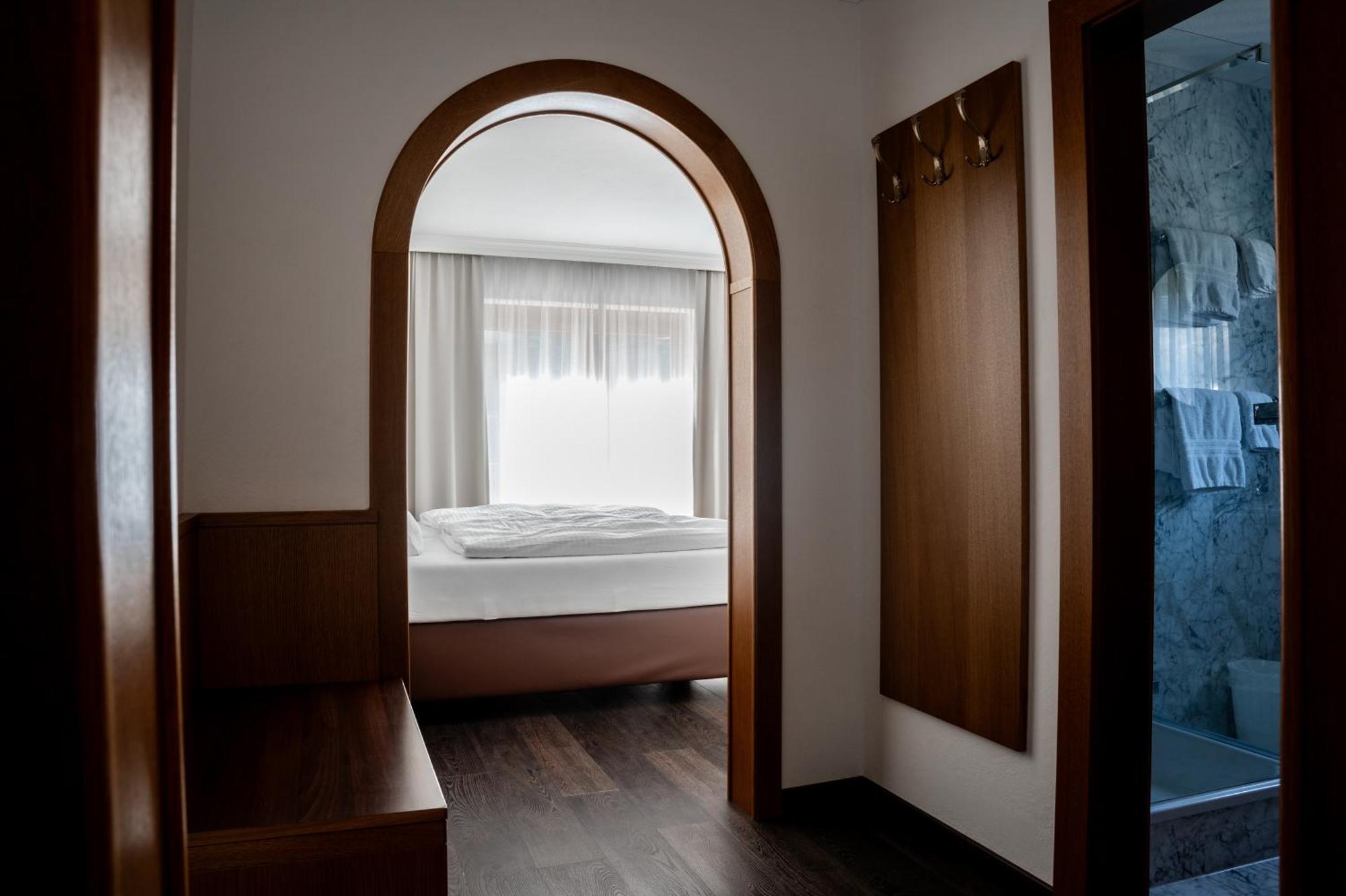 Hotel Maria Theresia Mayrhofen Zewnętrze zdjęcie
