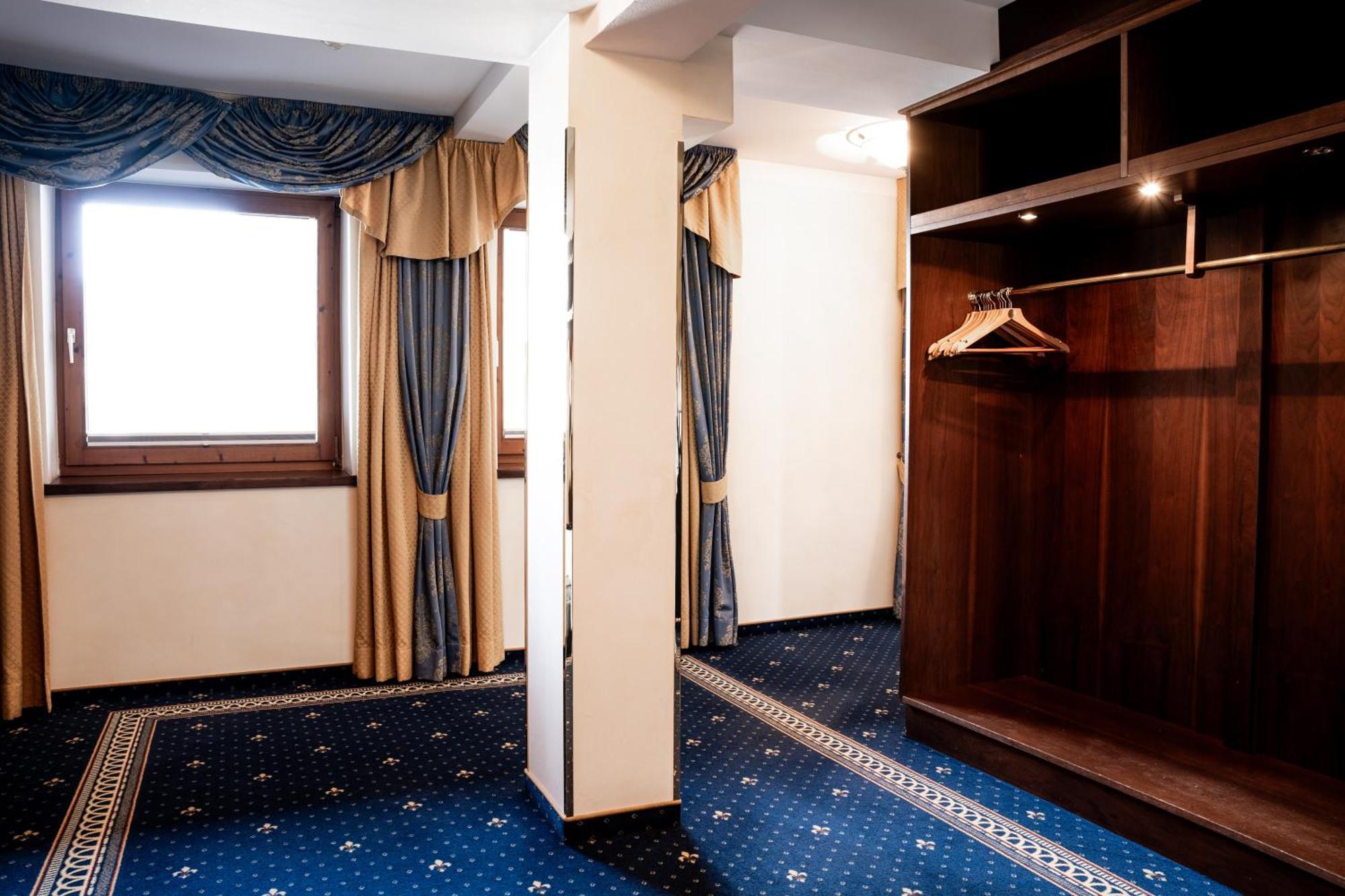 Hotel Maria Theresia Mayrhofen Zewnętrze zdjęcie