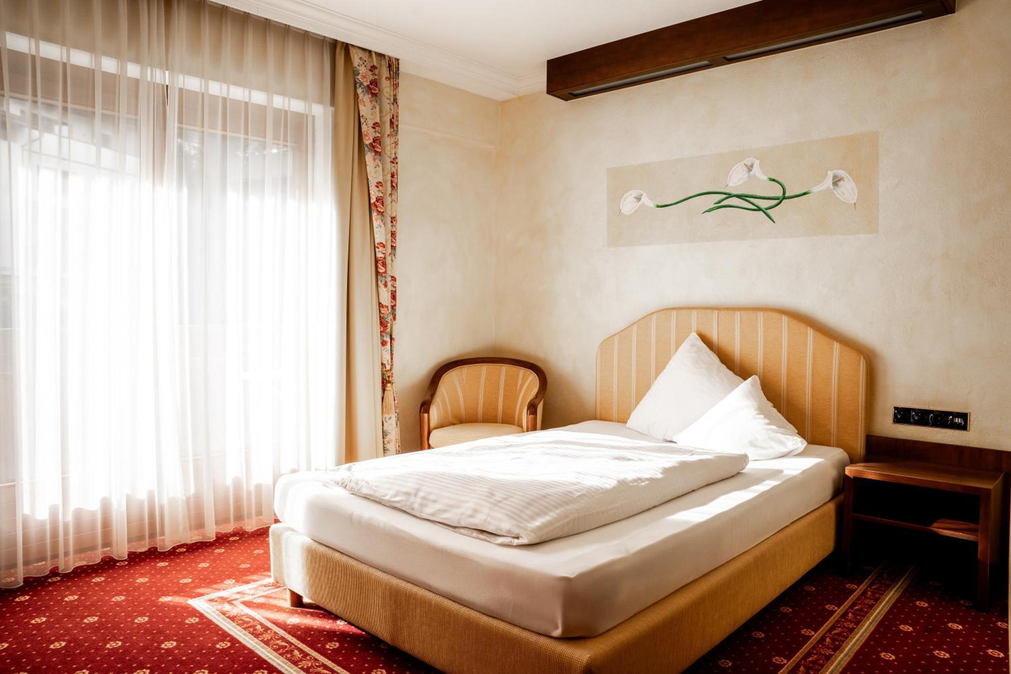 Hotel Maria Theresia Mayrhofen Zewnętrze zdjęcie